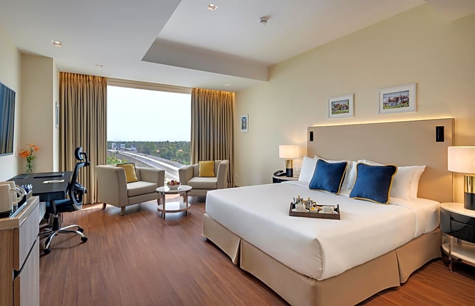 O by Tamara, Trivandrum 