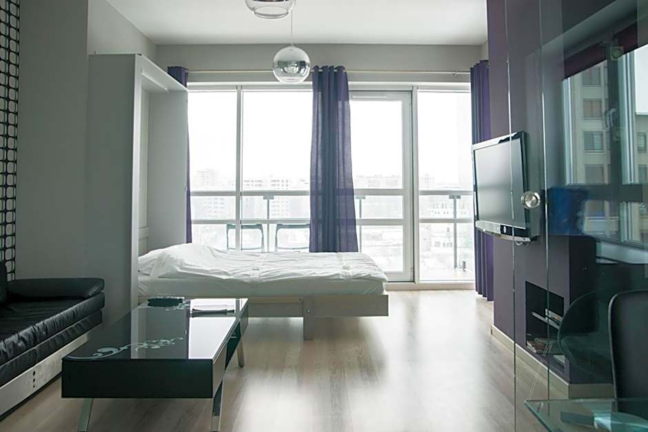 Platinum Towers Country 2 Country