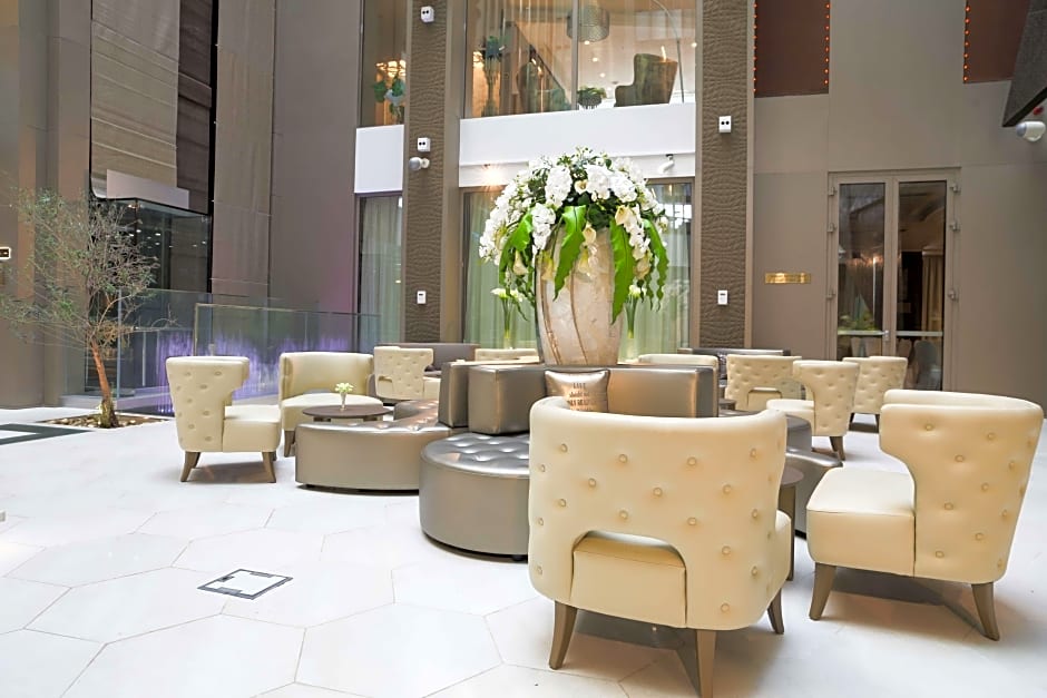 The Legacy Luxury Hotel