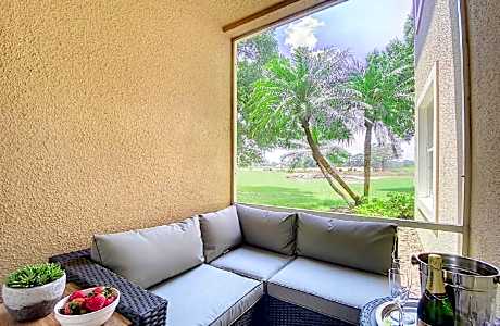 PGAvillageResort 1 BR Golf Suite next to Clubhouse