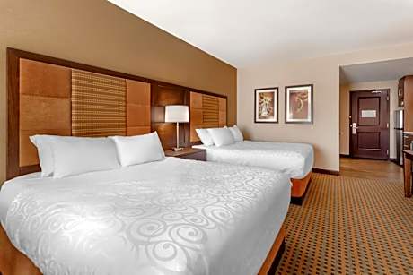 Queen Room with Two Queen Beds with Sofa Bed