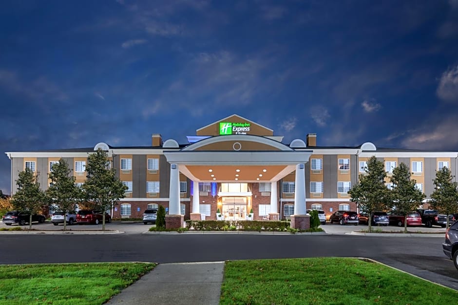 Holiday Inn Express Hotel & Suites Woodhaven