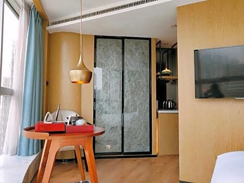 Howard Johnson Riverview Hotel Guangzhou