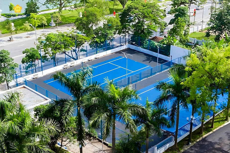 Sai Gon Phu Tho Hotel
