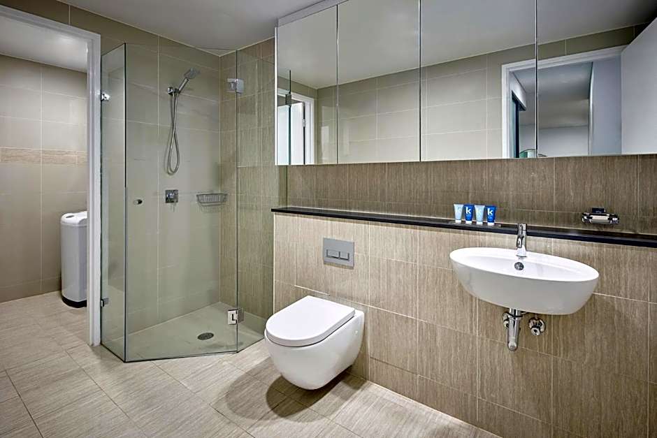 Meriton Suites Campbell Street, Sydney