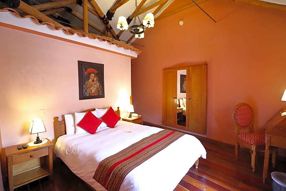 Hotel & Mirador Los Apus