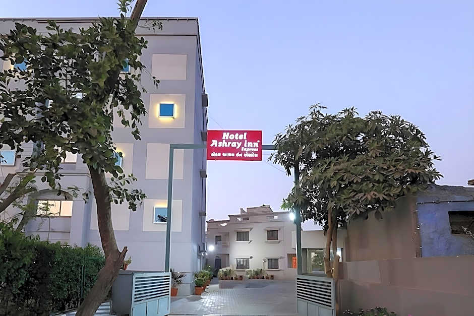 Hotel Ashray Inn Express
