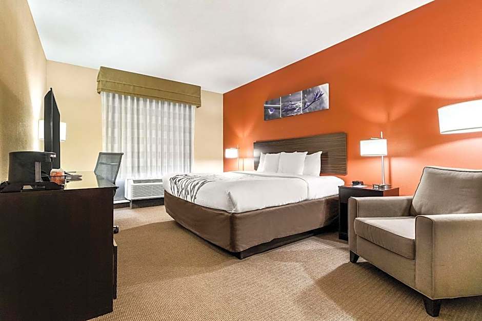 Sleep Inn & Suites Dyersburg I-155
