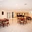 The Crossroads Hotel, Westlands