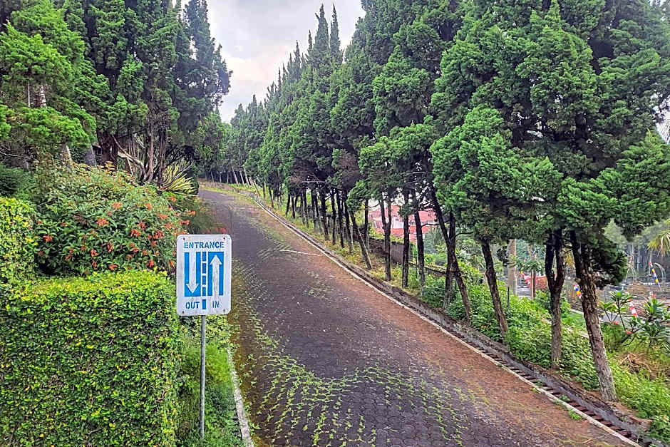 RedDoorz near UPI Setiabudhi Bandung