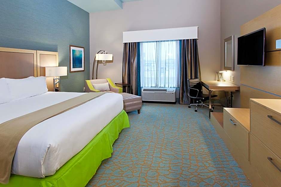 Holiday Inn Express & Suites Warner Robins North West By IHG