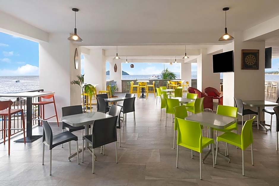 Decameron La Marina Guayabitos, Ramada All-Inclusive Resort