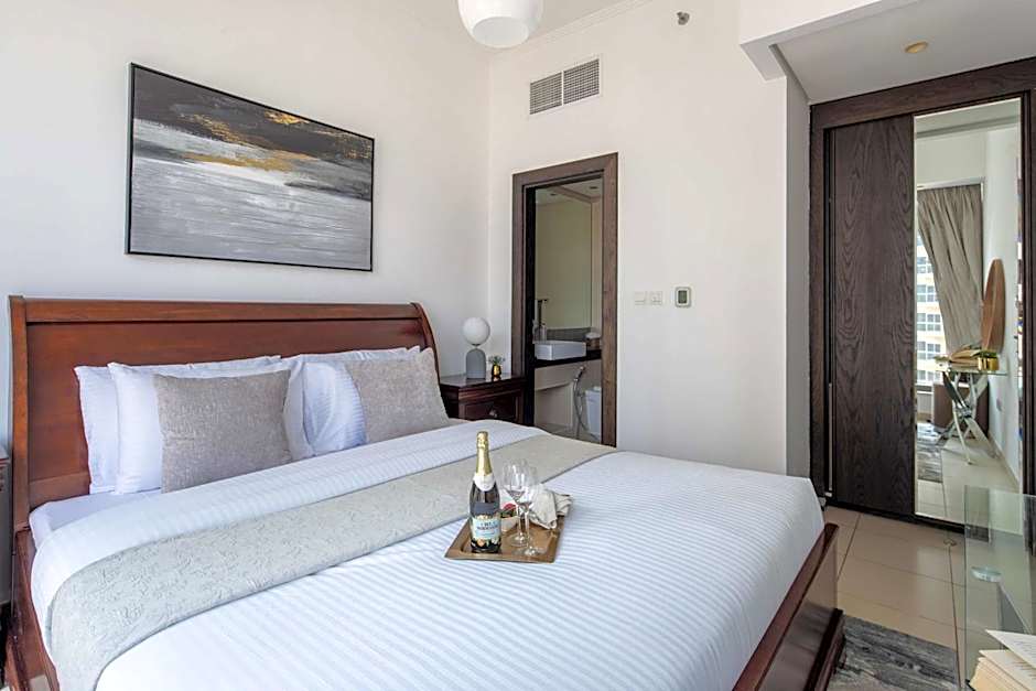 Frank Porter - Silverene Tower B