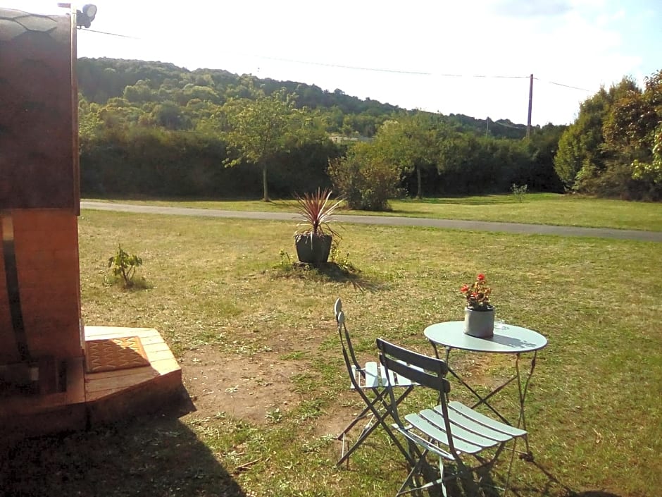 LES TONNEAUX DE L'EURE LOGEMENT INSOLITE