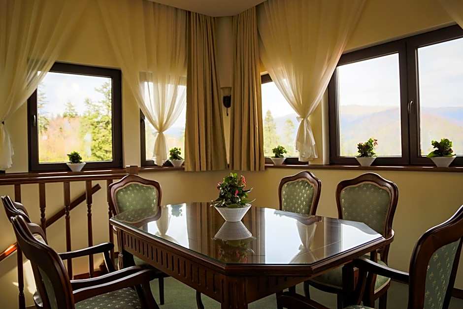 Hotel Foisorul cu Flori