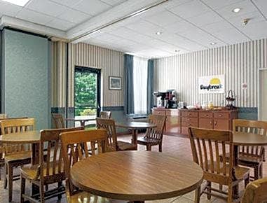 Days Inn by Wyndham Donegal