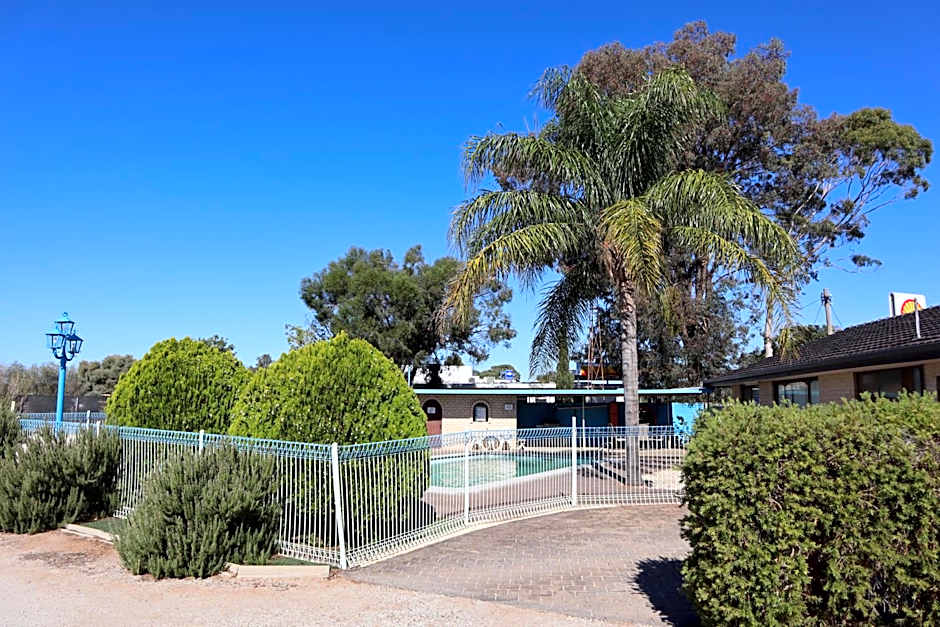 Capri Motel