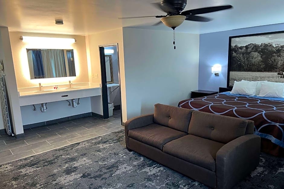 Super 8 by Wyndham Columbus