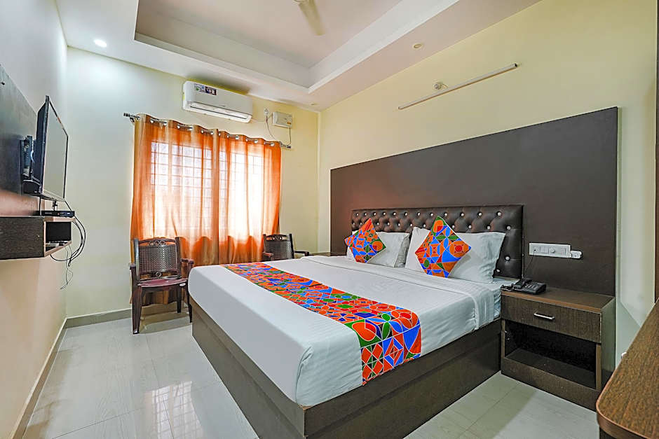 Fabexpress Nh7 Residency – Bangalore, MN