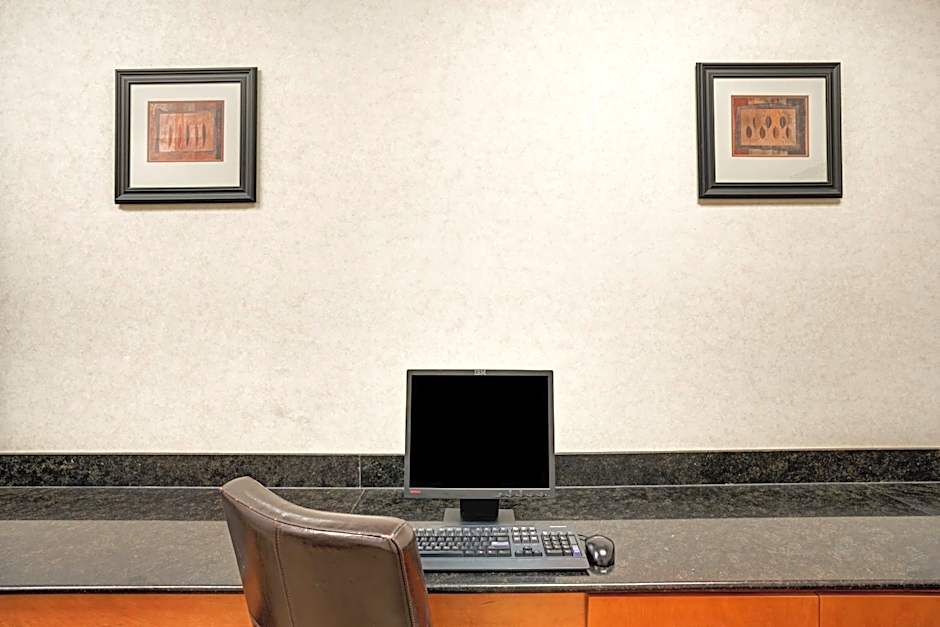 Wingate by Wyndham Atlanta Airport Fairburn