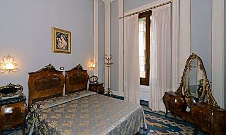 Superior Quadruple Room with Sea View