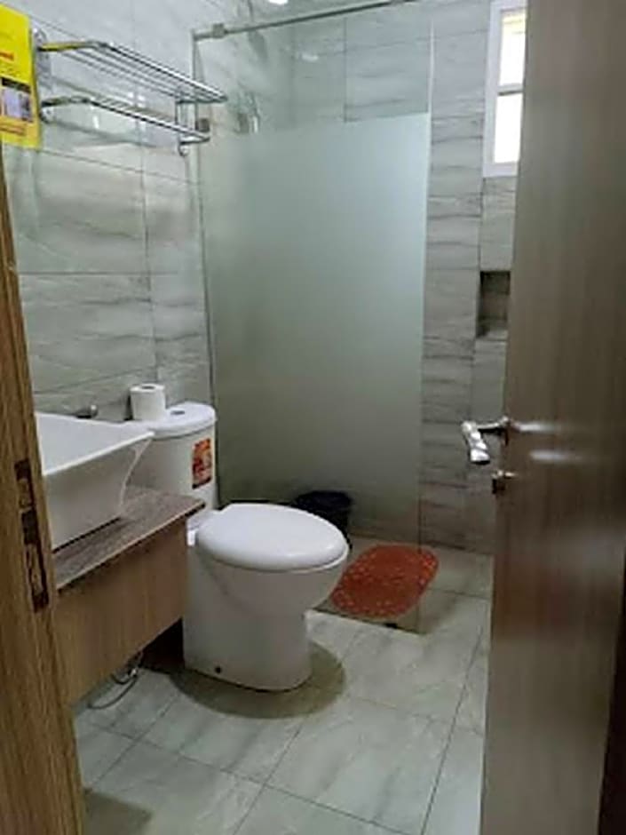 Eleventh House Hotel and Suites