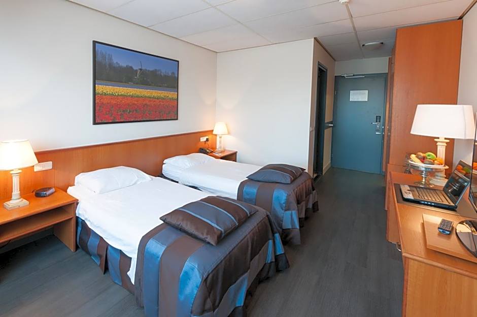 Photo 1 of 4 of Economy 2 Beds