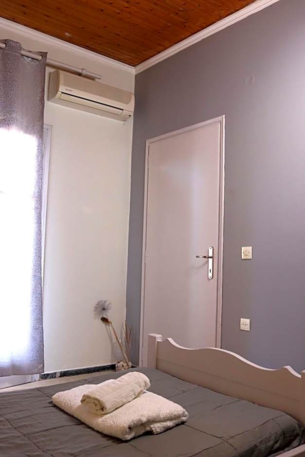 Elves Studios& Apartment's SIDARI