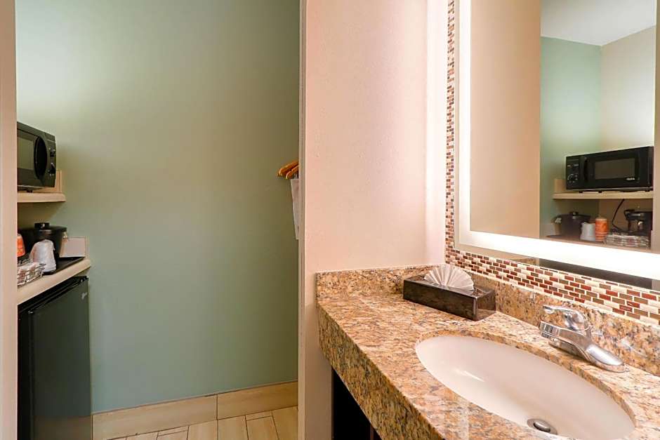 Quality Inn Near the Island Pigeon Forge