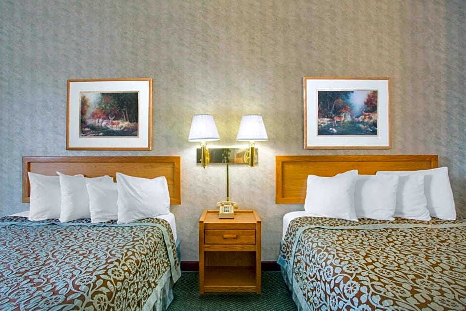 Days Inn by Wyndham West Yellowstone