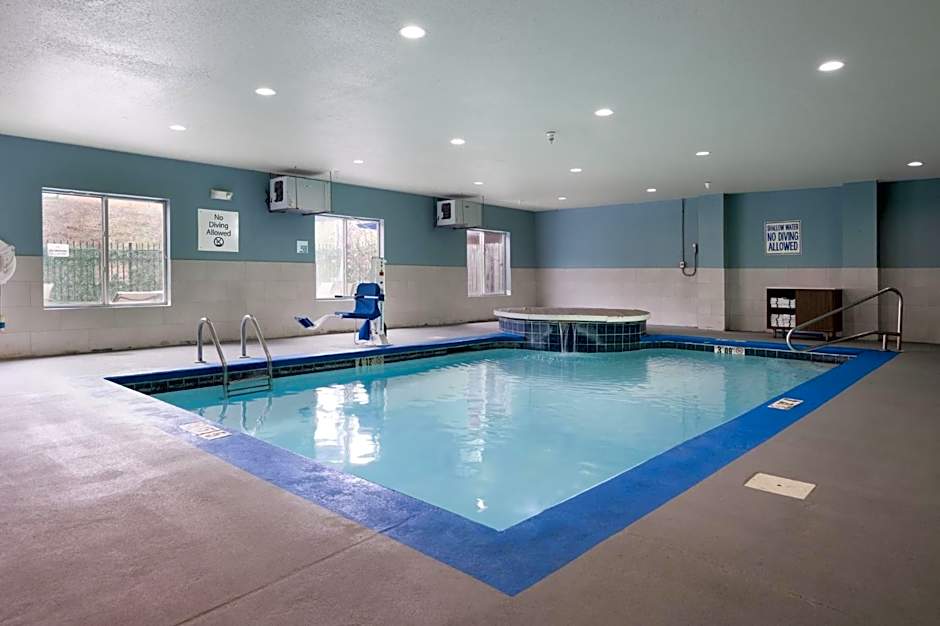 Holiday Inn Express Hotel & Suites Chattanooga Hixson By IHG