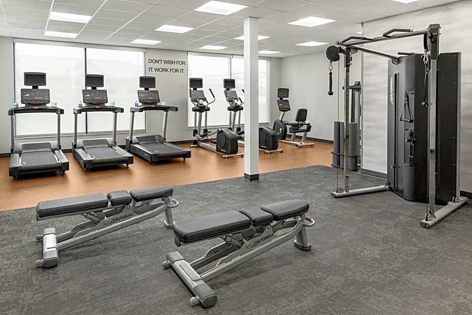 Fairfield by Marriott Inn & Suites Norwalk