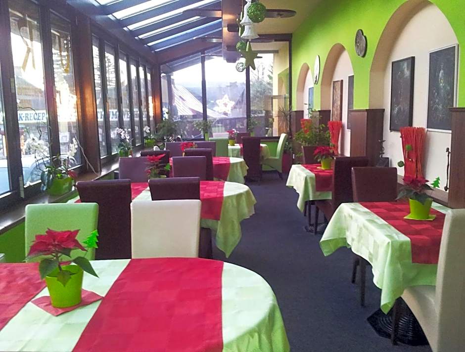 Hotel Centrum Harrachov