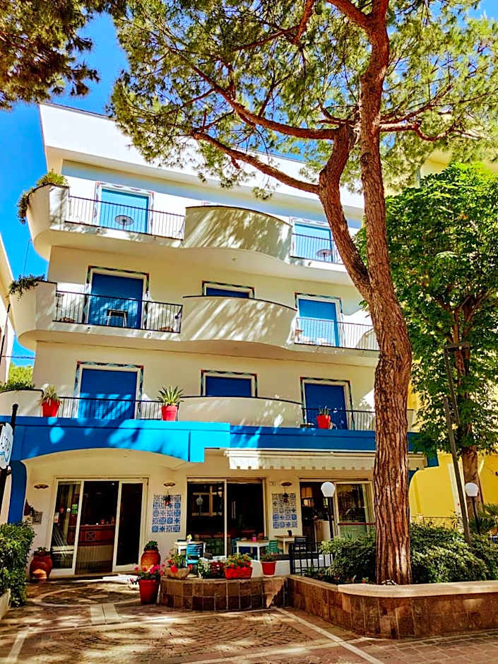 Hotel Adria B&B - Colazione fino alle 12