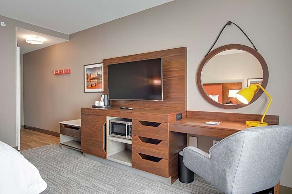 Hampton Inn & Suites by Hilton Nashville North Skyline