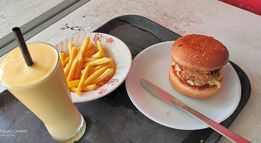 Shivam Paying Guest House