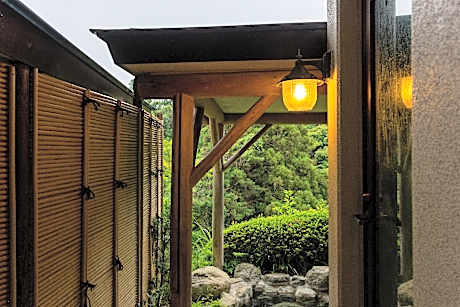 ZUIKO RETREAT