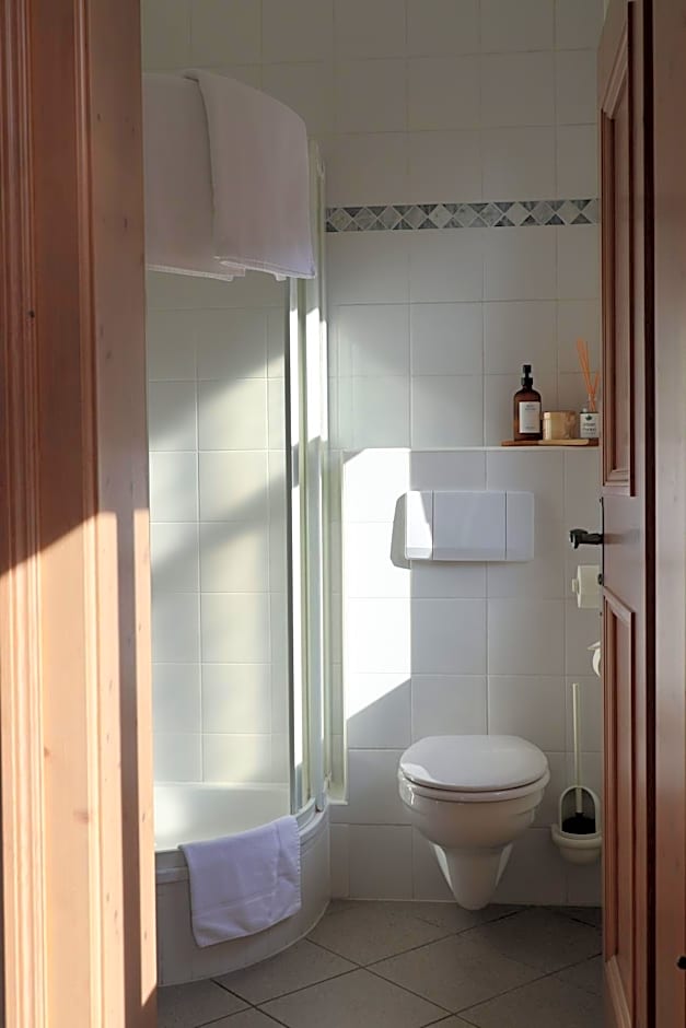 Weinbar & Gästehaus Himmelstoss