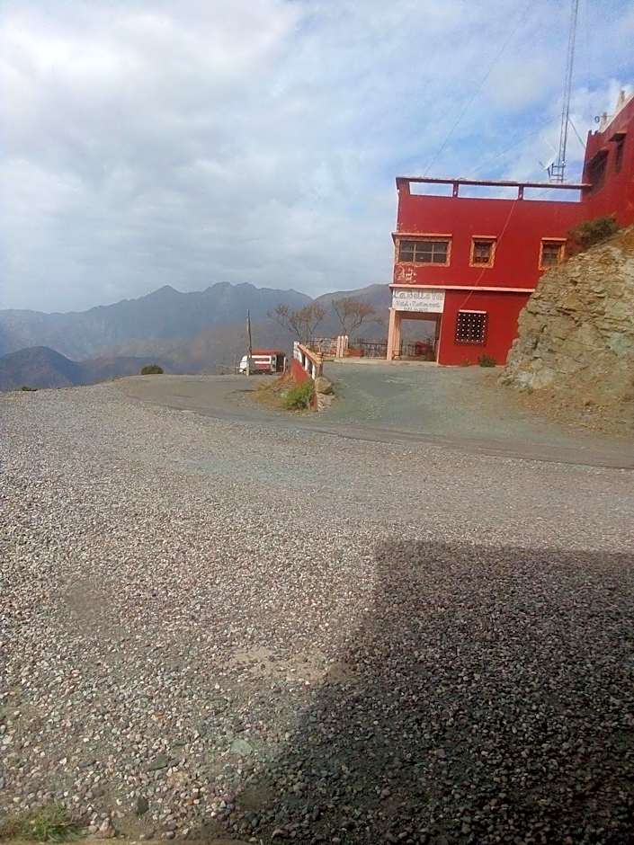 Tizi N Test LA BELLE VUE HOTEL Cafe Restaurant 2100M alt