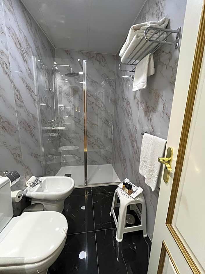 Adriano Boutique Sevilla