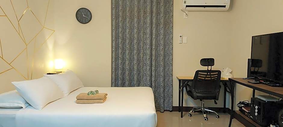 Quayside Condo near Airport