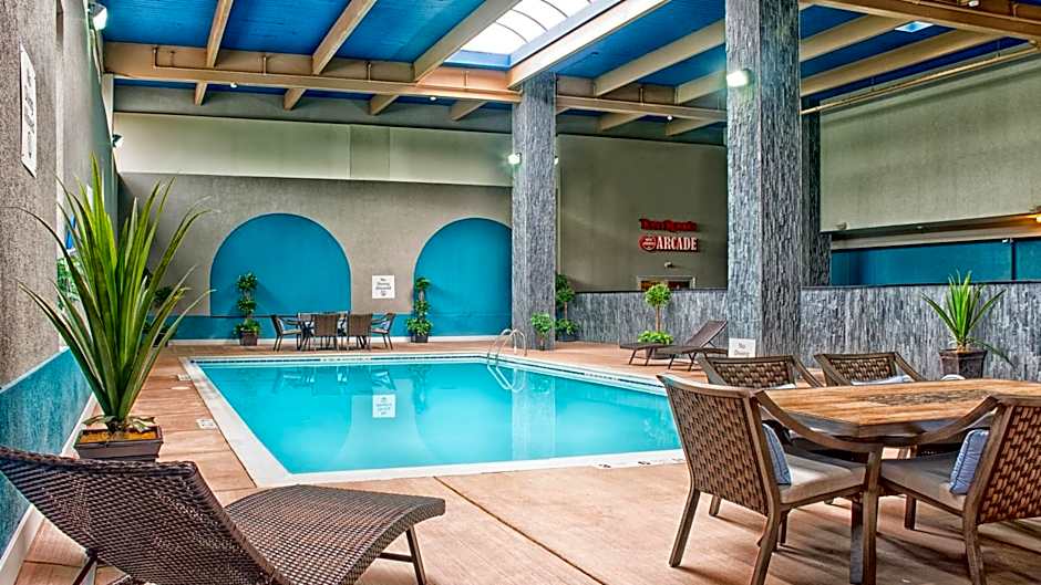 Holiday Inn Niagara Falls State Park Entry By IHG