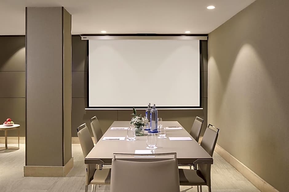 NH Paseo De La Habana