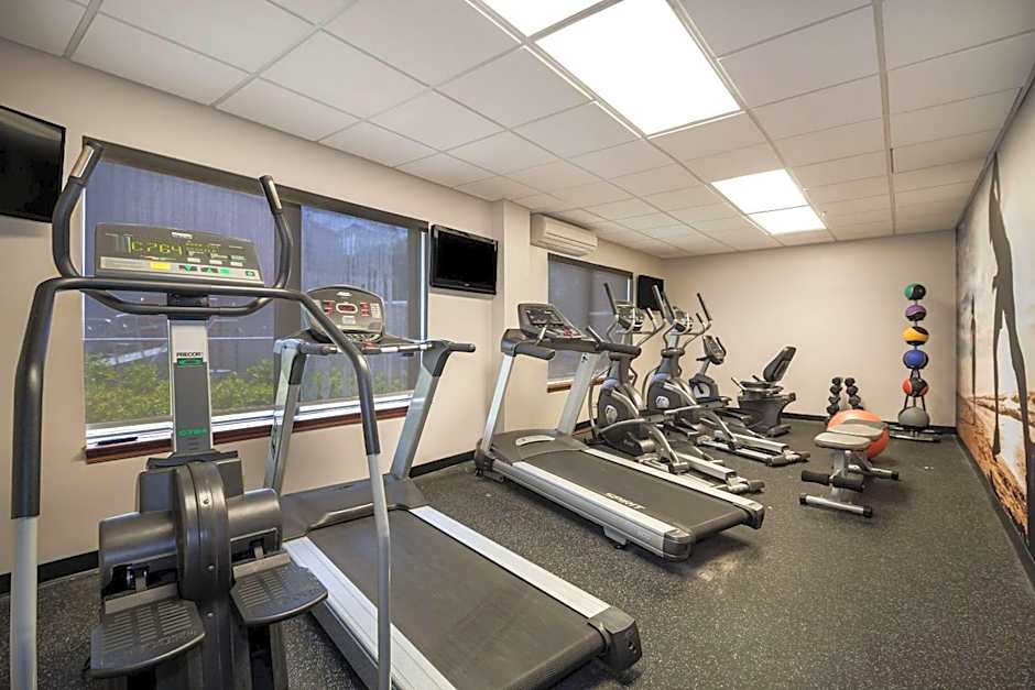 Clarion Pointe Charleston - West Ashley