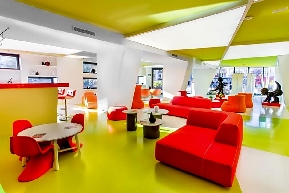 Cosmo Apartments Sants