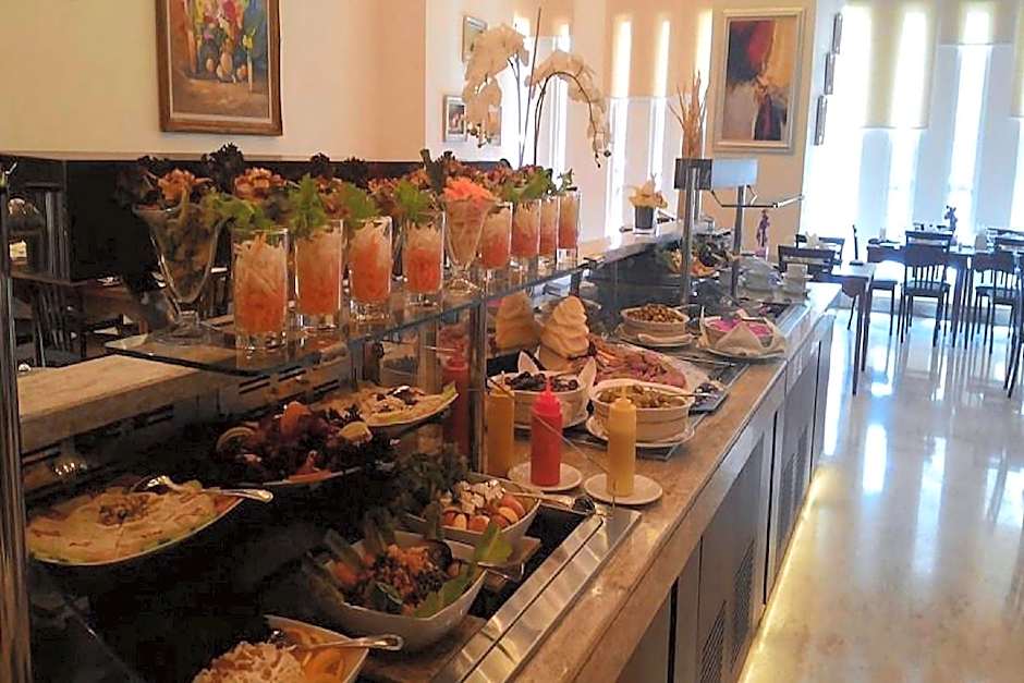 Rayan Hotel