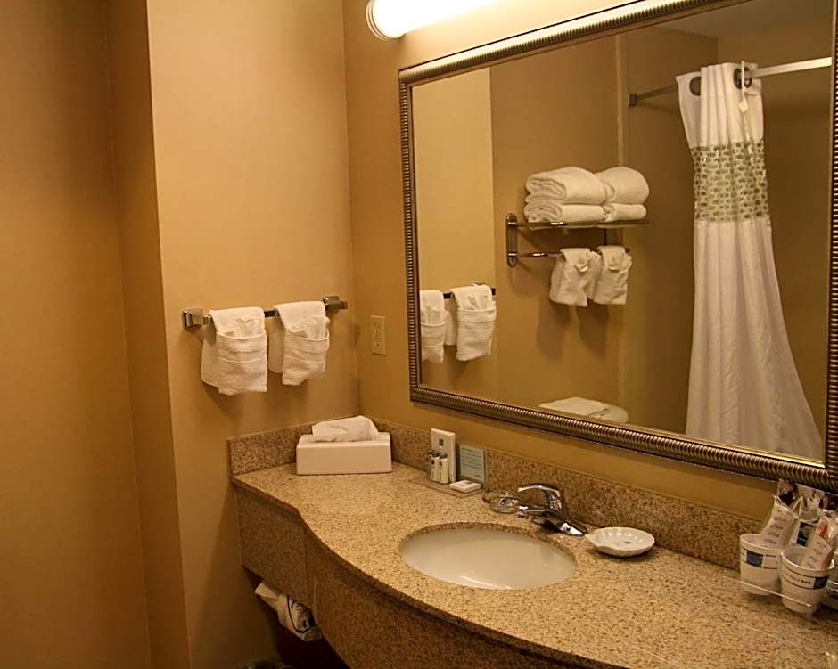 Hampton Inn By Hilton Inwood, Wv