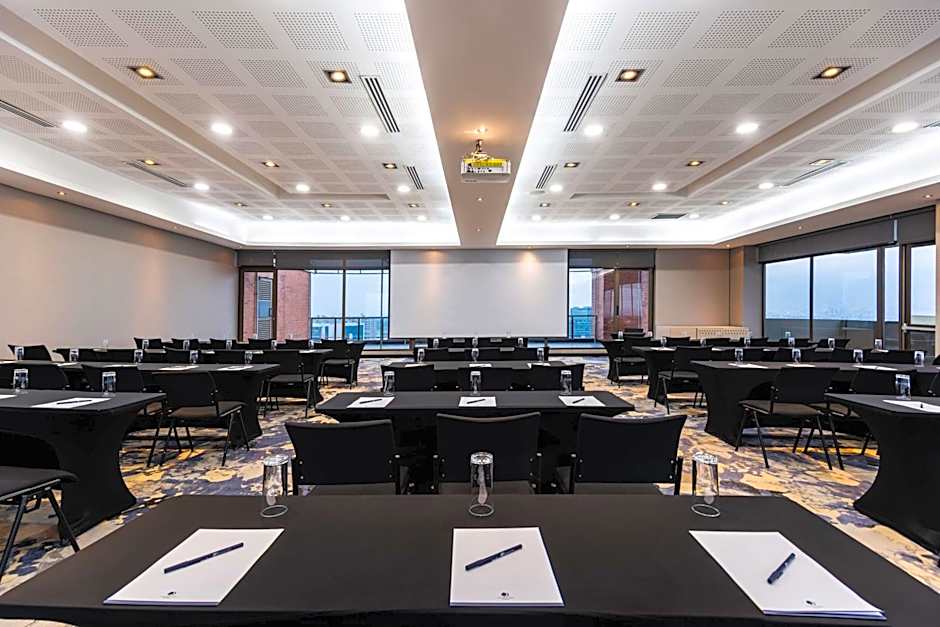 DoubleTree by Hilton Bogota AR