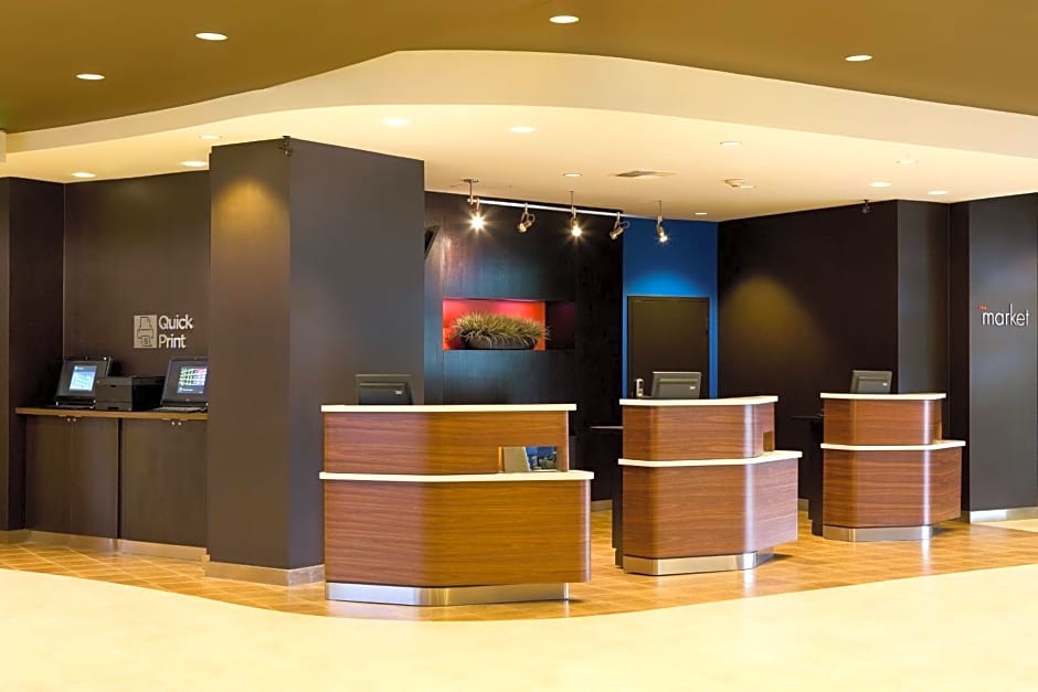 Courtyard by Marriott Newark Silicon Valley