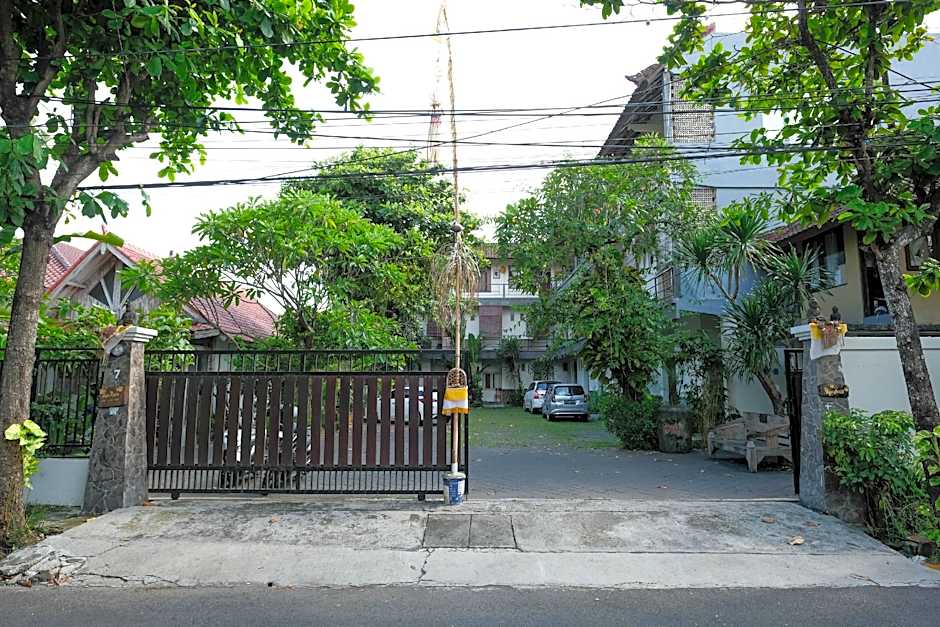 Urbanview Hotel Wayan Mansion